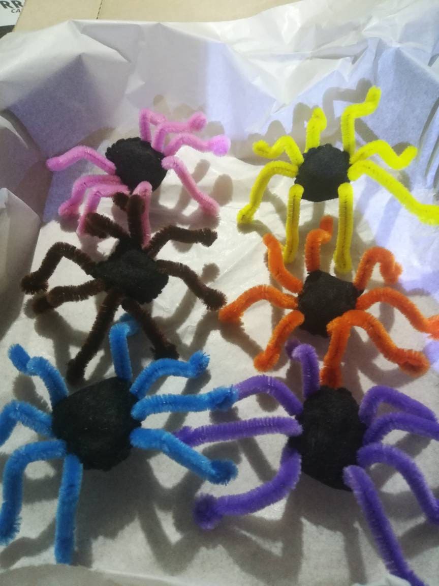 Cat Toy Potent Valerian Root Spiders With Added Rattle Prey Play Encouragement Pack of 4.