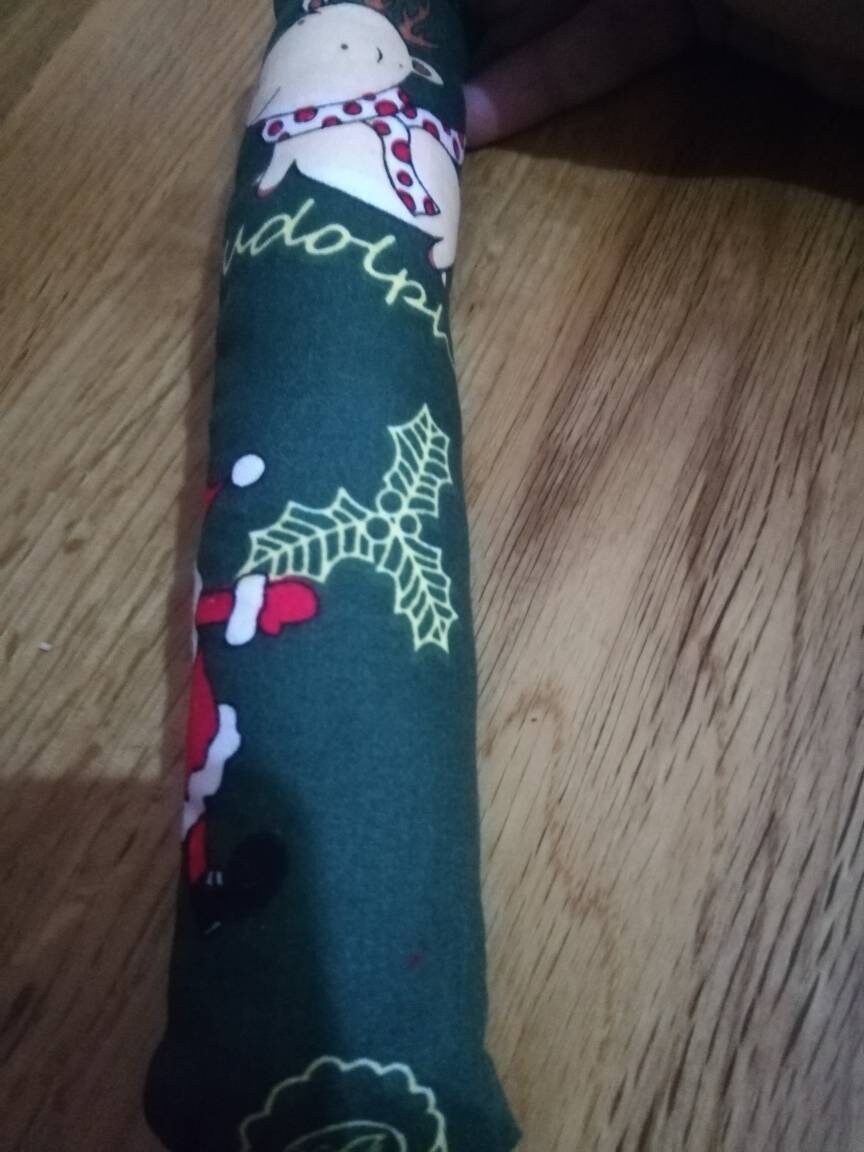 Christmas Valerian Cat/Kitten Kickers. Pack 4