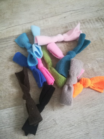 Cat Toy Potent Catnip Knots Bows Prey Play Encouragement Pack Of 10